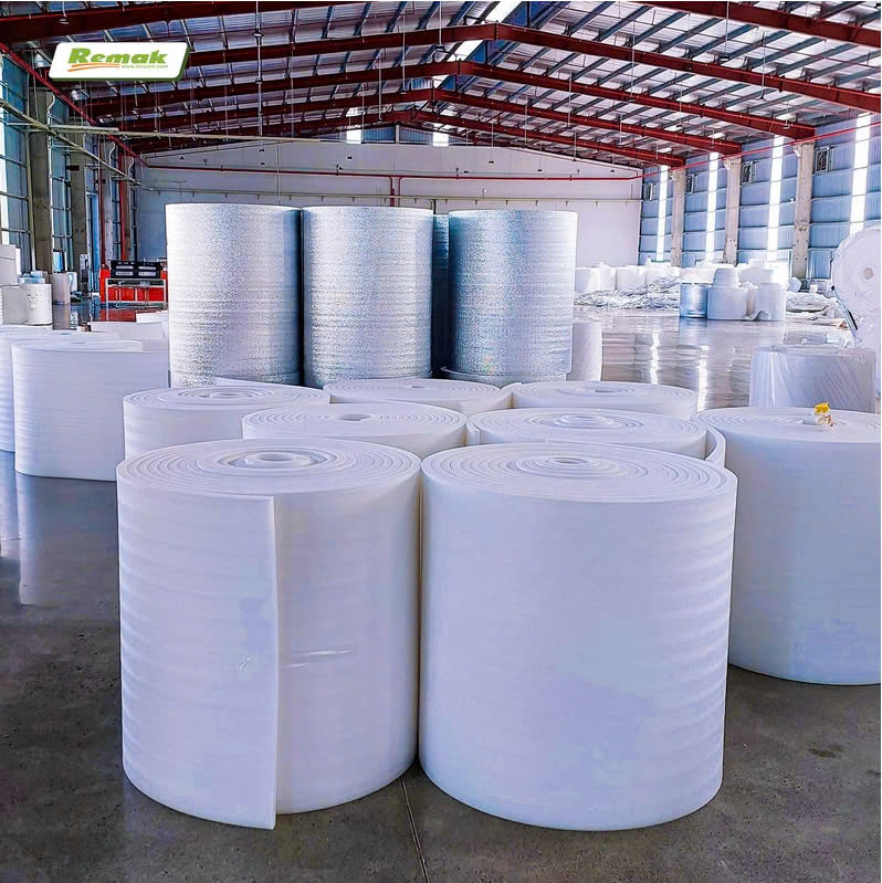 Remak – Thương hiệu ống gió bảo ôn được các dự án quy mô lớn lựa chọn 10 Xop Pe foam co bac va khong bac Remak